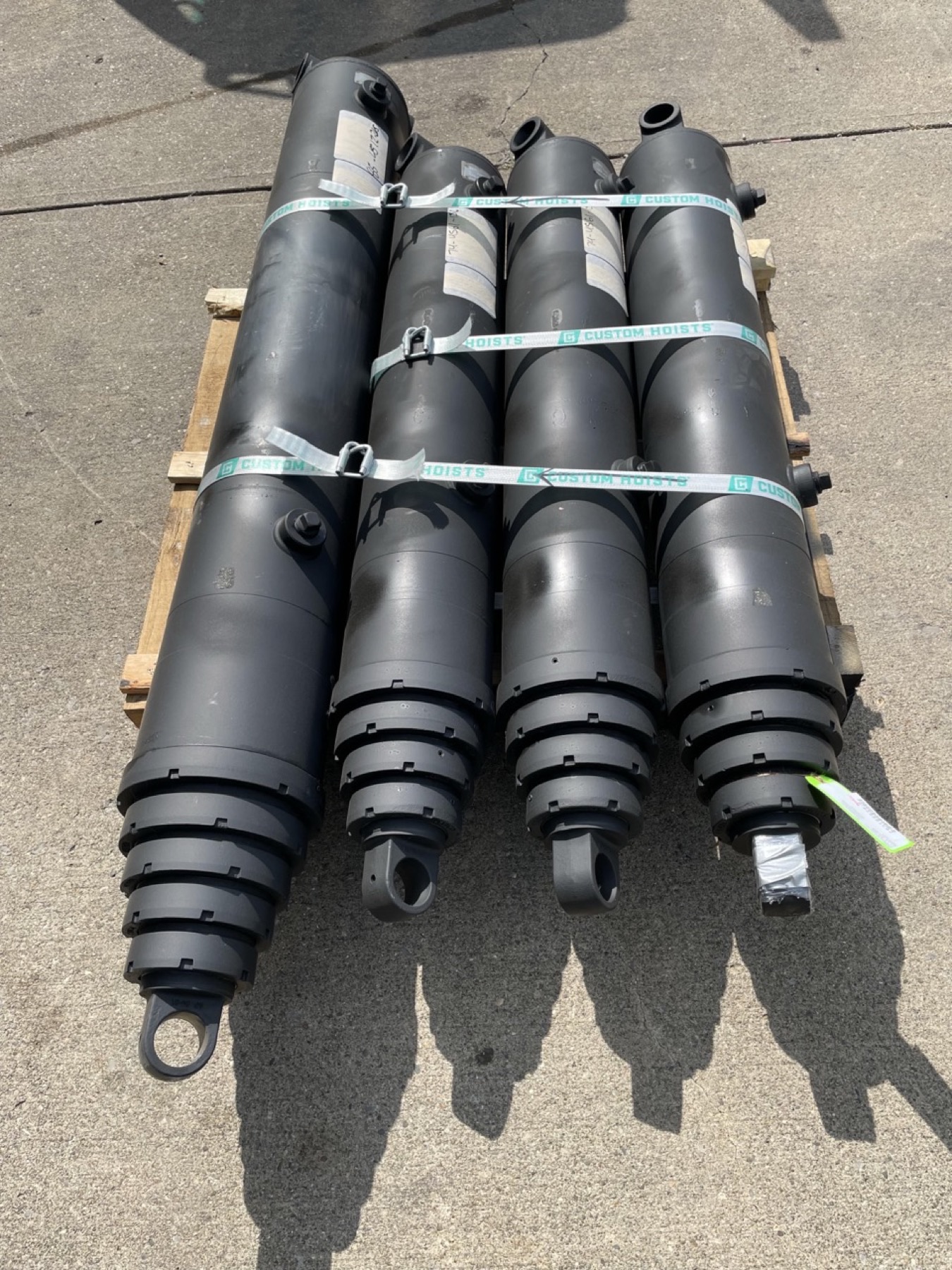 Custom Hoists telescopic cylinders in inventory